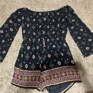 size medium rue21 romper, worn twice, multicolor